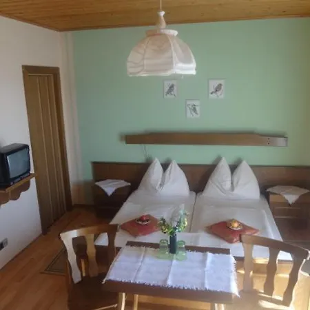 Gangl Farm stay *
